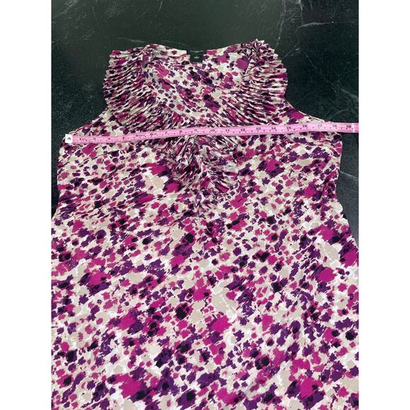 Ann Taylor SM sleeveless blouse ruffled neck, purple tones. - Picture 5 of 5